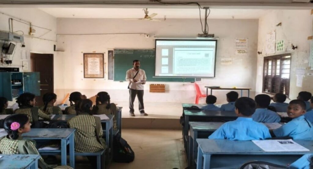 ಕರಿಹಟ್ಟಿ ಪ್ರೌಢಶಾಲೆ 2