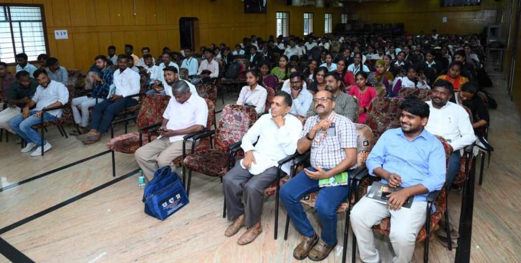 ಜೈ ಹಿಂದ್ ಜಯ ಕರ್ನಾಟಕ ಪುಸ್ತಕ ಬಿಡುಗಡೆ