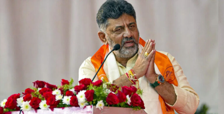 ಬೆಳಗಾವಿ | ಸಿಎಂ ಪ್ರವಾಸದಲ್ಲಿ ವೈದ್ಯಕೀಯ ಭದ್ರತಾ ಲೋಪ: ಡಿಎಚ್&zwnj;ಒಗೆ ಶೋಕಾಸ್ ನೋಟಿಸ್&zwnj;