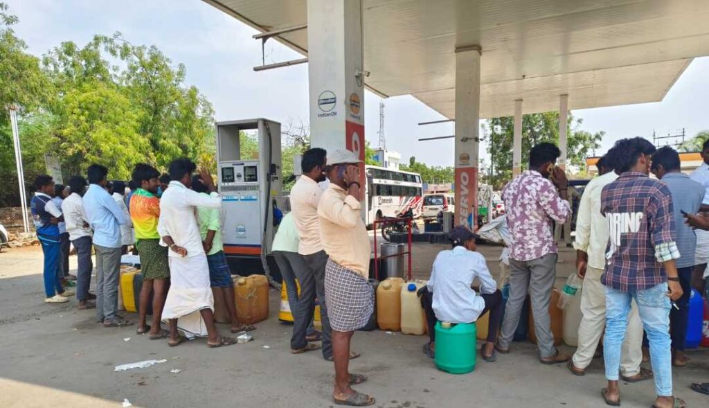 ಡೀಸೆಲ್&zwnj; ಕೊರತೆ 1