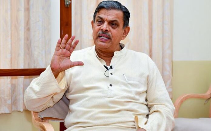 ದತ್ತಾತ್ರೇಯ ಹೊಸಬಾಳೆ