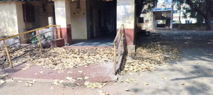 ದಾವಣಗೆರೆ ಉಪ ವಿಭಾಗಾಧಿಕಾರಿ ಎದುರು ಅನೈರ್ಮಲ್ಯ