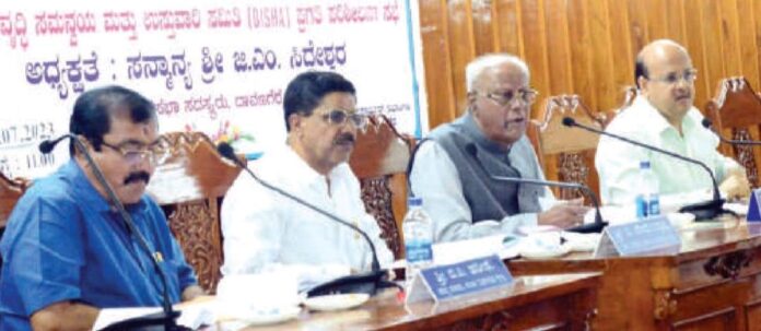 ಲೋಕಸಭಾ ಸದಸ್ಯ ಜಿ ಎನ್&zwnj; ಸಿದ್ದೇಶ್ವರ್