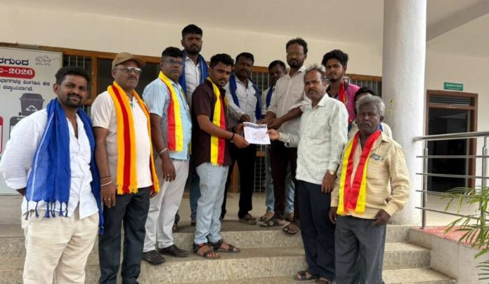ಶಾಲೆಗಳ ಸುತ್ತಮುತ್ತ ಸಾರ್ವಜನಿಕ ಸ್ವಚ್ಛತೆ