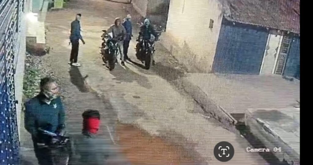 1002293690
