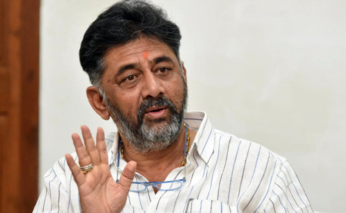 ಡಿ ಕೆ ಶಿವಕುಮಾರ್