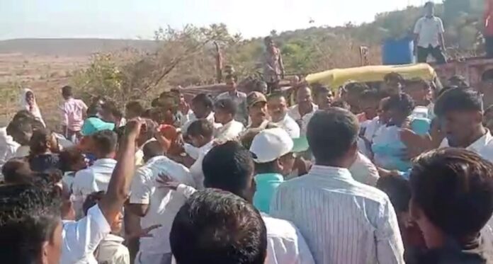 ಕಂಗ್ರೆಸ್‌-ಜೆಡಿಎಸ್‌ ಕಾರ್ಯಕರ್ತರ ನಡುವೆ ಜಗಳ