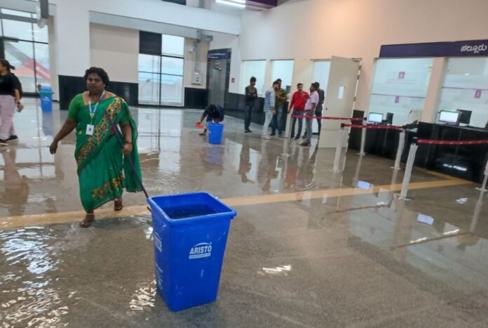 ನಲ್ಲೂರಳ್ಳಿ ಮೆಟ್ರೋ ನಿಲ್ದಾಣ