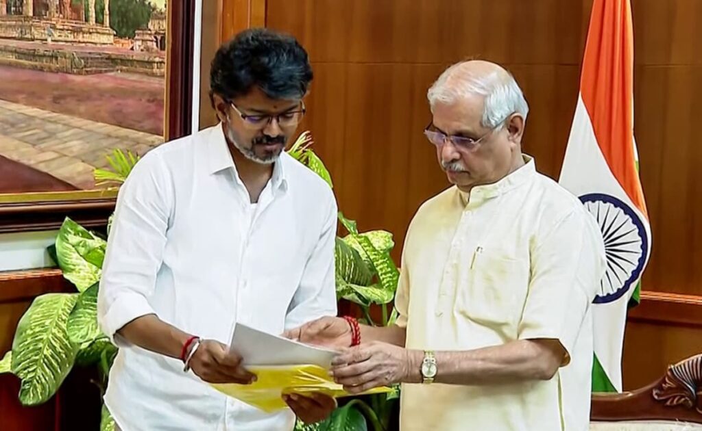 ಐದು ದಿನಗಳಲ್ಲಿ 12 ಮಸೂದೆಗಳಿಗೆ ರಾಜ್ಯಪಾಲರ ಅಂಕಿತ: ತಮಿಳು ಸರ್ಕಾರ–ರಾಜಭವನ ಸಂಬಂಧದಲ್ಲಿ ಹೊಸ ತಿರುವು