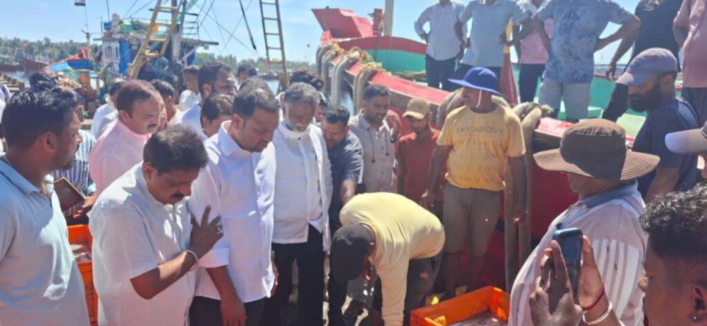BANDARU VISIT 11