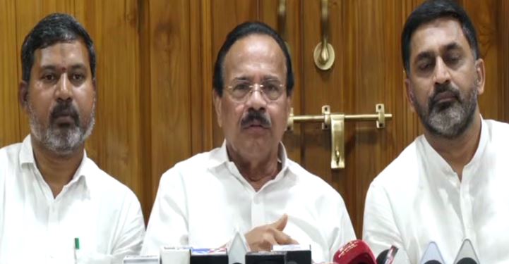 D V Sadananda Gowda
