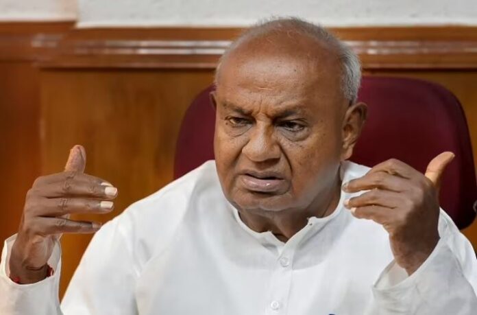 ಎಚ್‌ ಡಿ ದೇವೇಗೌಡ