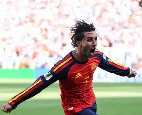 Ferran Torres scores for Spain