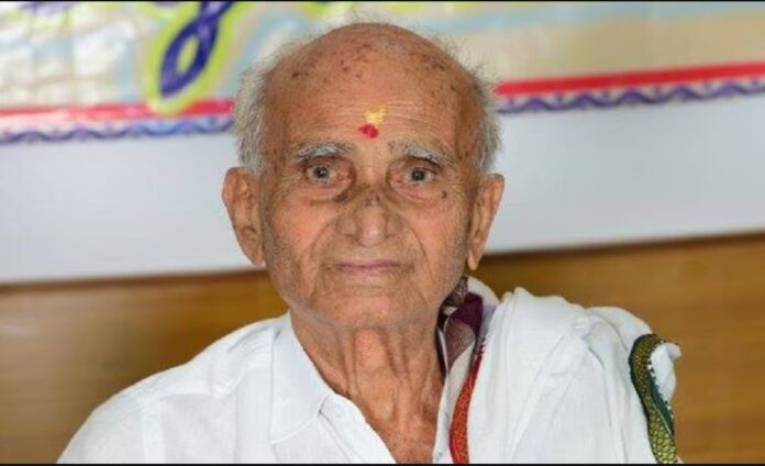 G Madegowda 01