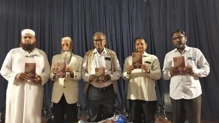 ಧಾರವಾಡ | ಮುಸ್ಲಿಮರನ್ನು ಅನಮಾನದಿಂದ ನೋಡುವುದ ನಿಲ್ಲಿಸಬೇಕು: ಡಾ. ಕೆ ಆರ್ ದುರ್ಗಾದಾಸ್
