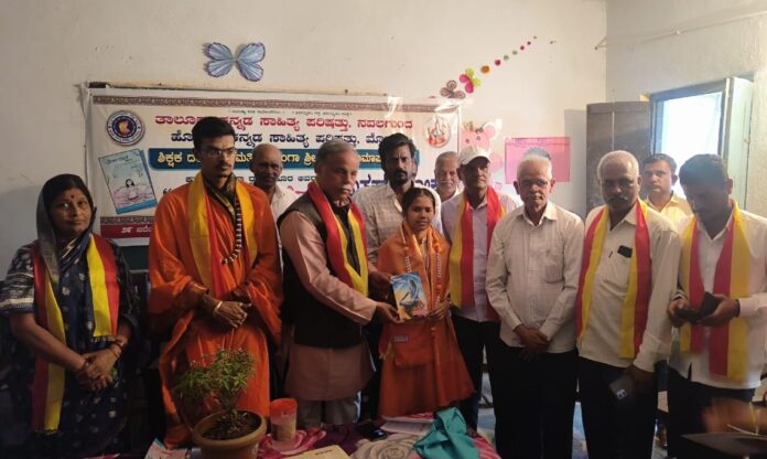 ಧಾರವಾಡ | ಮೊಬೈಲ್, ಟಿವಿ ಗೀಳಿನಲ್ಲಿ ಮಕ್ಕಳ ಬಾಲ್ಯ ಹಾಳಾಗುತ್ತಿದೆ: ವೀ.ಪಿ.ಜಾಕೋಜಿ