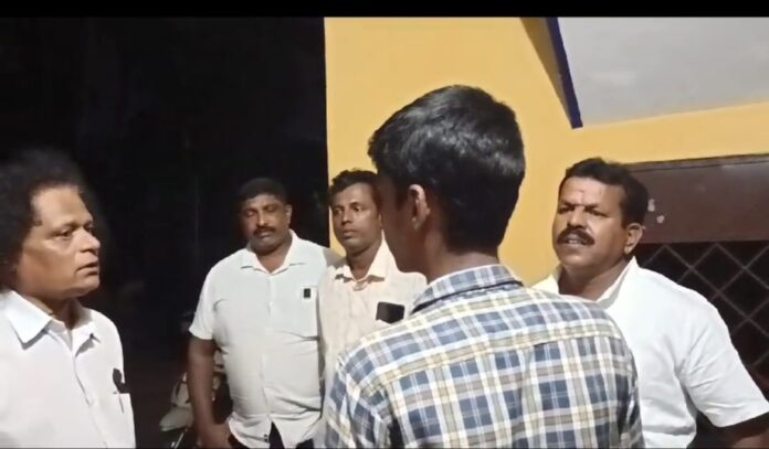 ಉಡುಪಿ | ಕಡಿಮೆ ಅಂಕ ಪಡೆದದ್ದಕ್ಕೆ ಮನೆಯಿಂದ ಹೊರ ಹಾಕಿದ ಪೋಷಕರು, ಬಾಲಕನ ರಕ್ಷಣೆ