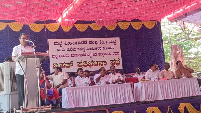 ಉಡುಪಿ | ಬೋಟಿನ ಯಜಮಾನನ ಯಾವುದೇ ಪಾತ್ರದಾರಿ ಇಲ್ಲ, ಆದರೂ ಇದರಲ್ಲಿ ಸಿಕ್ಕಿಸಿದ್ದಾರೆ - ದಯಾನದ್ ಸುವರ್ಣ