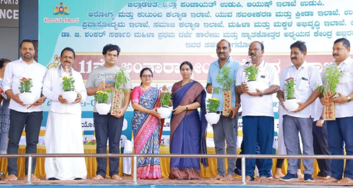 ಉಡುಪಿ | ಇಡೀ ವಿಶ್ವಕ್ಕೆ ಯೋಗ ಕಲಿಸಿದ್ದು ಭಾರತ - ಸಚಿವೆ ಲಕ್ಷ್ಮೀ ಆರ್ ಹೆಬ್ಬಾಳಕರ್