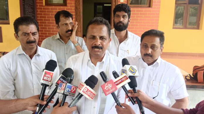ಉಡುಪಿ | ಪರಶುರಾಮ ಧೀಮ್ ಪಾರ್ಕ್ ಶಾಸಕ ಸುನೀಲ್ ಕುಮಾ‌ರ್ ರಾಜಕೀಯದ ಹಿತಾಸಕ್ತಿಗೆ ಬಲಿ