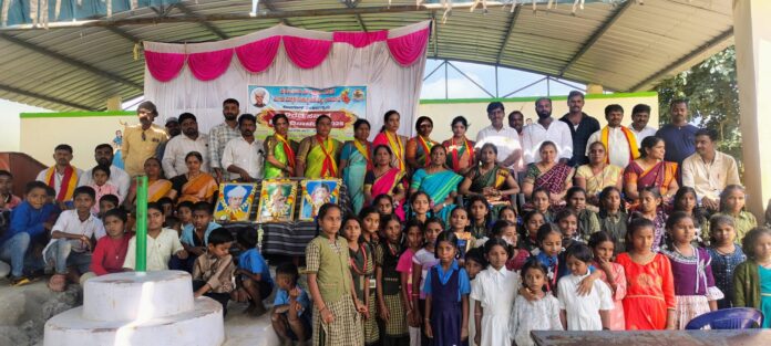 ಧಾರವಾಡ | ಮಕ್ಕಳಲ್ಲಿ ಮೊಬೈಲ್‍ಗಿಂತ ಮುಖ್ಯವಾಗಿ ಪುಸ್ತಕ ಓದುವ ಹವ್ಯಾಸ ಬೆಳೆಸಬೇಕಿದೆ: ಸಂಜು ಧುಮುಕನಾಳ