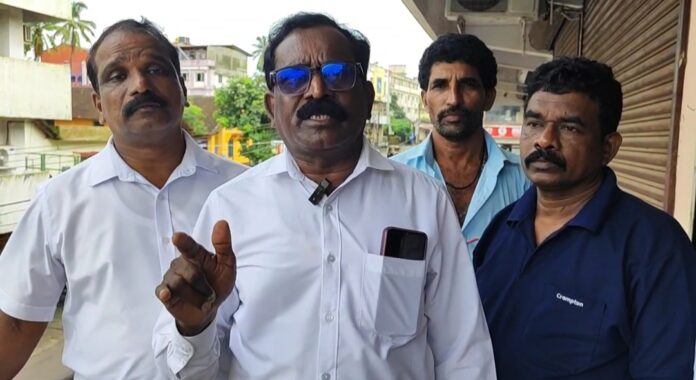 ಉಡುಪಿ | ಸಂವಿಧಾನದಿಂದ ಗೌರವ ಸಿಗದವರು ಪಾಕಿಸ್ತಾನಕ್ಕೆ ಹೋಗಲಿ - ಸುಂದರ್ ಮಾಸ್ಟರ್