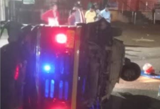 ಧಾರವಾಡ | ಆಟೋ-ಲಾರಿ ಮಧ್ಯೆ ಡಿಕ್ಕಿ: ಸ್ಥಳದಲ್ಲೇ ಇಬ್ಬರು ಸಾವು