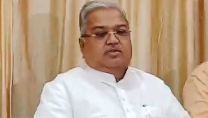 ಧಾರವಾಡ | ರಾಜ್ಯದಲ್ಲಿ ಸರ್ಕಾರ ಇದೆಯೋ ಇಲ್ಲವೋ ಅನ್ನುವ ಸಂಶಯವಿದೆ: ಗೋವಿಂದ ಕಾರಜೋಳ