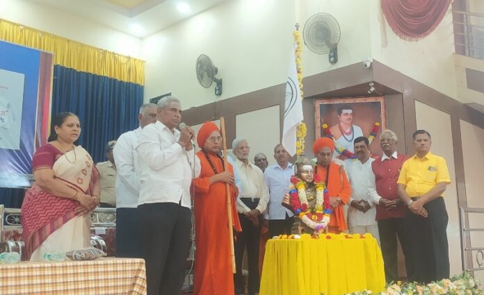 ಧಾರವಾಡ | ಆರ್‌ಎಸ್ಎಸ್‌'ನ 'ವಚನ ದರ್ಶನ' ಪುಸ್ತಕ ರದ್ದುಗೊಳಿಸಲು ಜೆಎಲ್ಎಮ್ ಒತ್ತಾಯ