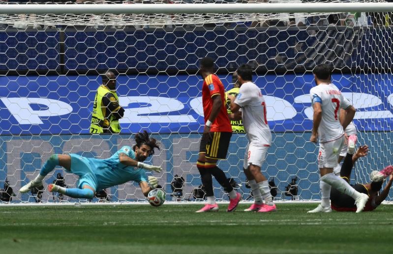 Iran Goalkeeper 1