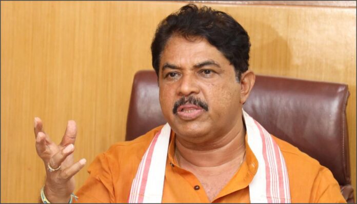 ಆರ್‌ ಅಶೋಕ್