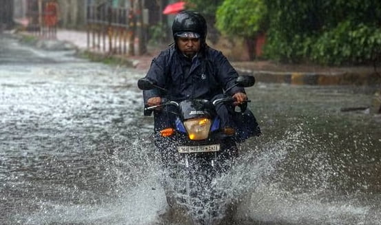 ಮಳೆ,