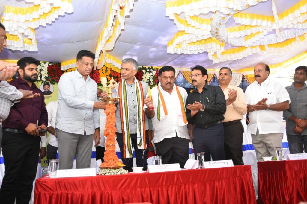Revenue Minister 9