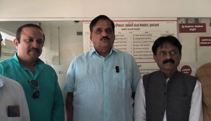 ಧಾರವಾಡ | ಬಿಜೆಪಿಗರು ಅಸಲಿ ಗೋಡ್ಸೆಗಳು: ದೀಪಕ್ ಚಿಂಚೋರೆ ತಿರುಗೇಟು