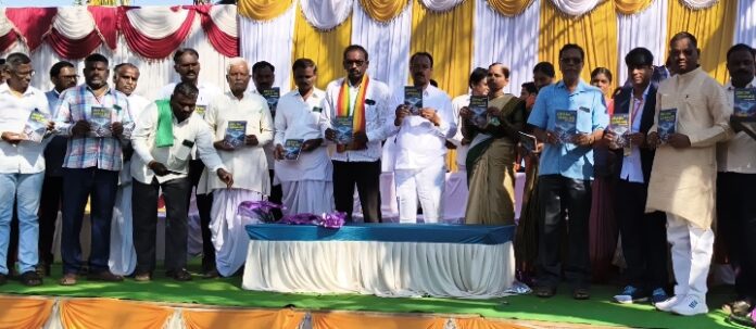 ಬೆಳಗಾವಿ | ಶಾಲಾ ವಿಧ್ಯಾರ್ಥಿಗಳಿಂದ ಸಂಭ್ರಮದ ಗಣರಾಜ್ಯೋತ್ಸವ ಆಚರಣೆ
