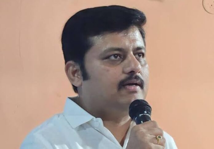 ಬೆಳಗಾವಿ : ನಕಲಿ ಪಿಕೆಪಿಎಸ್ ಮೂಲಕ ಬೇನಾಮಿ ಹಣ ದುರುಪಯೋಗ – ಮಹಾಂತೇಶ್ ಕಡಾಡಿ