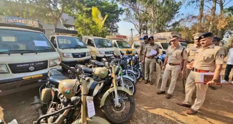 ಬೆಳಗಾವಿ | ಕದ್ದ ವಾಹನಗಳಿಂದಲೇ ಮತ್ತೊಂದು ಕಳವು: ಅಂತಾರಾಜ್ಯ ಕಳ್ಳರ ಗ್ಯಾಂಗ್ ಬಂಧನ