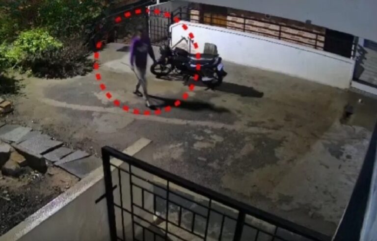 ಬೆಳಗಾವಿ | ಸಿಸಿ ಟಿವಿಯಲ್ಲಿ ಕಳ್ಳರ ಓಡಾಟ ಸೆರೆ; ಕ್ರಮಕ್ಕೆ ಸಾರ್ವಜನಿಕರ ಆಗ್ರಹ