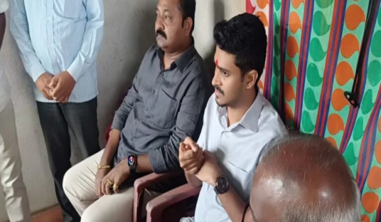 ಬೆಳಗಾವಿ | ನೇಕಾರ ಆತ್ಮಹತ್ಯೆ: ಕುಟುಂಬಕ್ಕೆ ರಾಹುಲ್ ಜಾರಕಿಹೊಳಿ ಸಾಂತ್ವನ