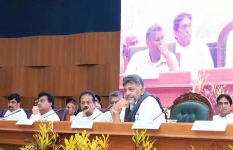 ಬೆಳಗಾವಿ | ಕಬ್ಬು ಬೆಳೆಗಾರರ ಸಭೆಯಿಂದ ಹೊರನಡೆದದ್ದು ಯಾಕೆ ಬಿಜೆಪಿ ಶಾಸಕರು?