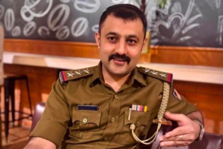 ಬೆಳಗಾವಿ | ಹೆಲಿಕಾಪ್ಟ&zwnj;ರ್ ದುರಂತದಲ್ಲಿ ಅಥಣಿ ಮೂಲದ ಸಿಸಿಬಿ ಇನ್ಸ್&zwnj;ಪೆಕ್ಟರ್&zwnj; ಸೇರಿ ಆರು ಸಾವು
