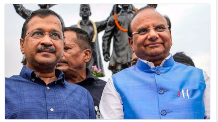ಅರವಿಂದ್ ಕೇಜ್ರಿವಾಲ್ ವಿಕೆ ಸಕ್ಸೇನಾ