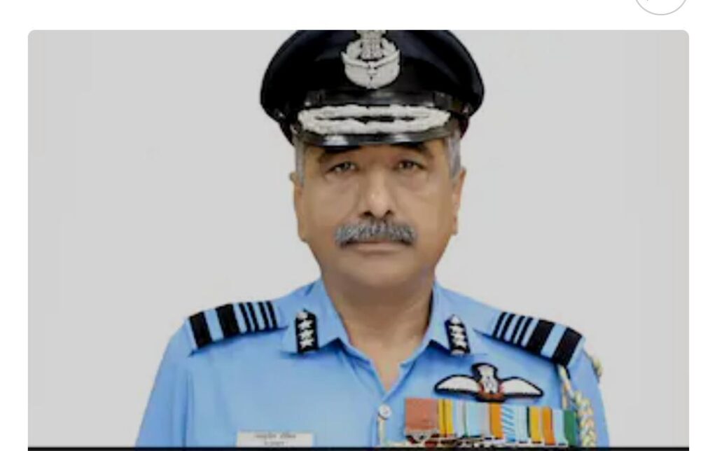 ವಾಯುಪಡೆಯ ನೂತನ ಮುಖ್ಯಸ್ಥರಾಗಿ ಏರ್ ಮಾರ್ಷಲ್ ಅಶುತೋಷ್ ದೀಕ್ಷಿತ್ ನೇಮಕ