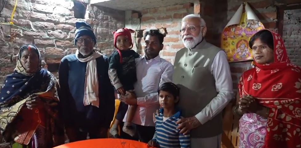 Modi Meets Meera manji