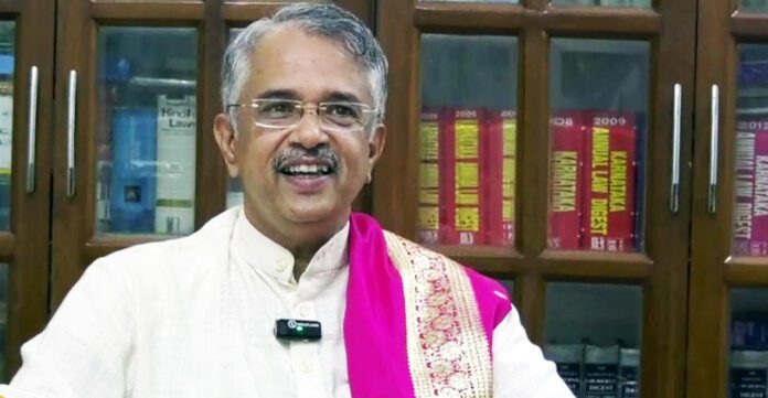 ನ್ಯಾಯಾಧೀಶ ವೇದವ್ಯಾಸಾಚಾರ್ ಶ್ರೀಷಾನಂದ
