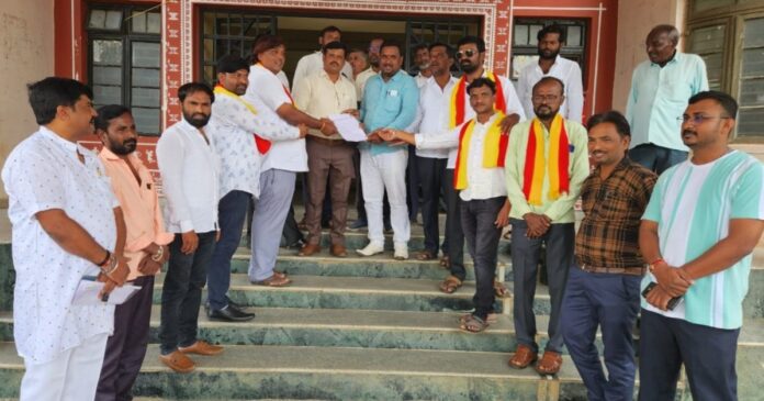 ಬೆಳೆ ಹಾನಿ ಪರಿಹಾರಕ್ಕೆ ಮನವಿ