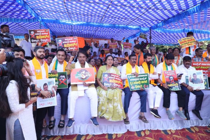 ಆರ್‌ ಅಶೋಕ್
