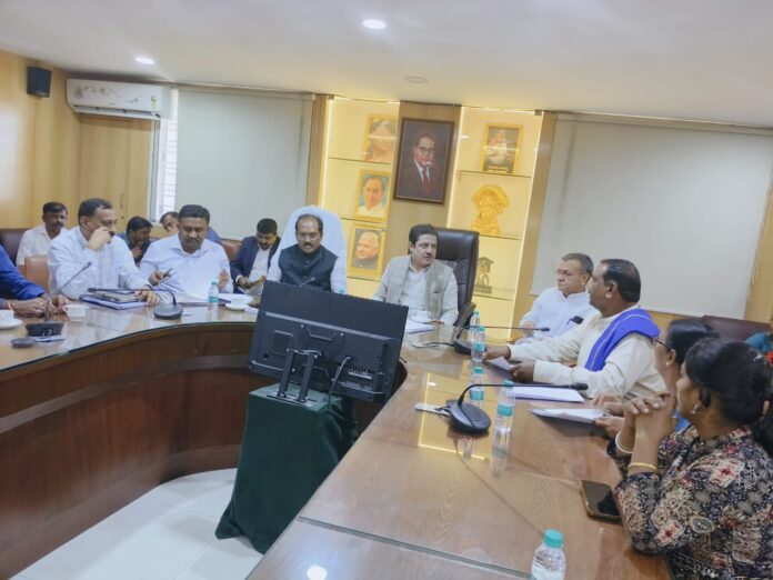 ಬಜೆಟ್‌, ಸ್ಲಂ ನಿವಾಸಿಗಳು, ವಿಶೇಷ ಅನುದಾನ, ವಸತಿ ಸಚಿವ, ಜಮೀರ್ ಅಹಮದ್ ಖಾನ್, Budget, slum dwellers, special grant, Housing Minister, Zameer Ahmed Khan,