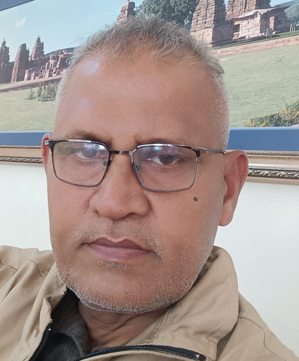 ಡಾ.ರಘುಪತಿ ಪಶುವೈದ್ಯರು.
