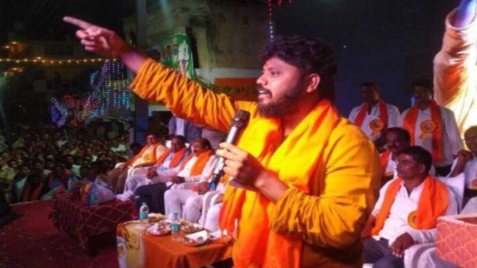ಪ್ರದೀಪ್ ಈಶ್ವರ್‌ 1